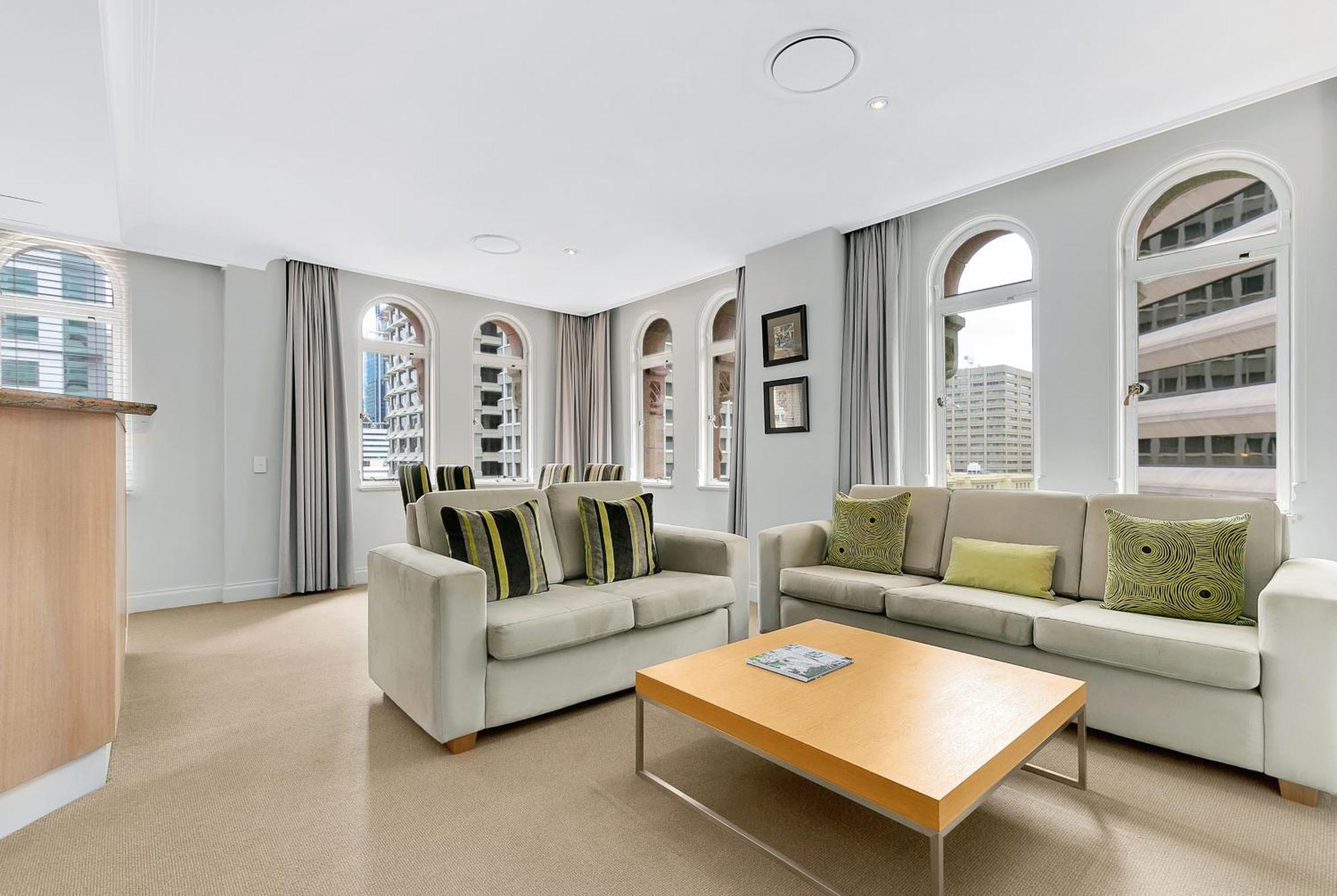 Two-Bedroom Apartment 2 Queen Beds