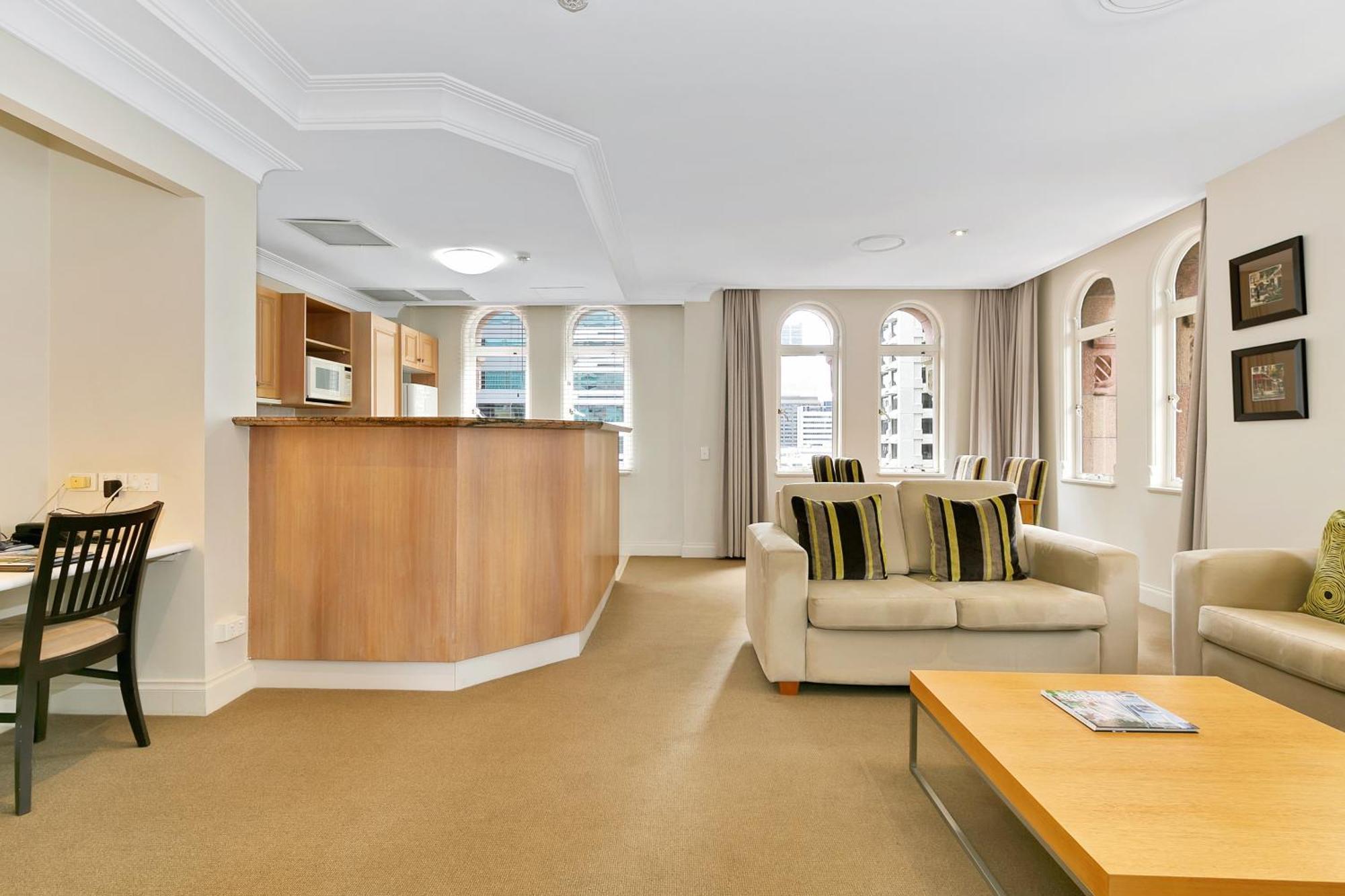Two-Bedroom Apartment 2 Queen Beds