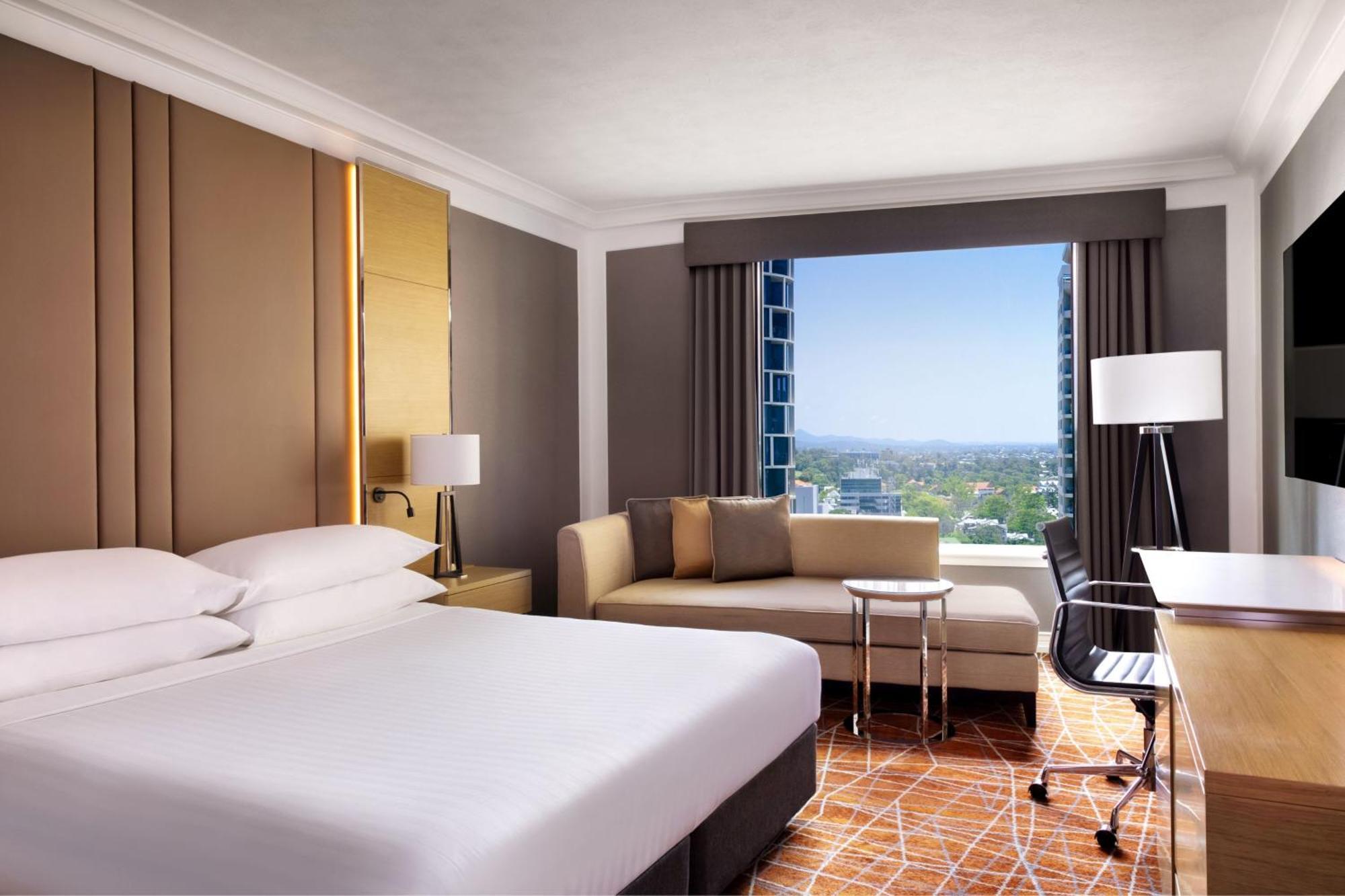 Guest Room 1 King City View