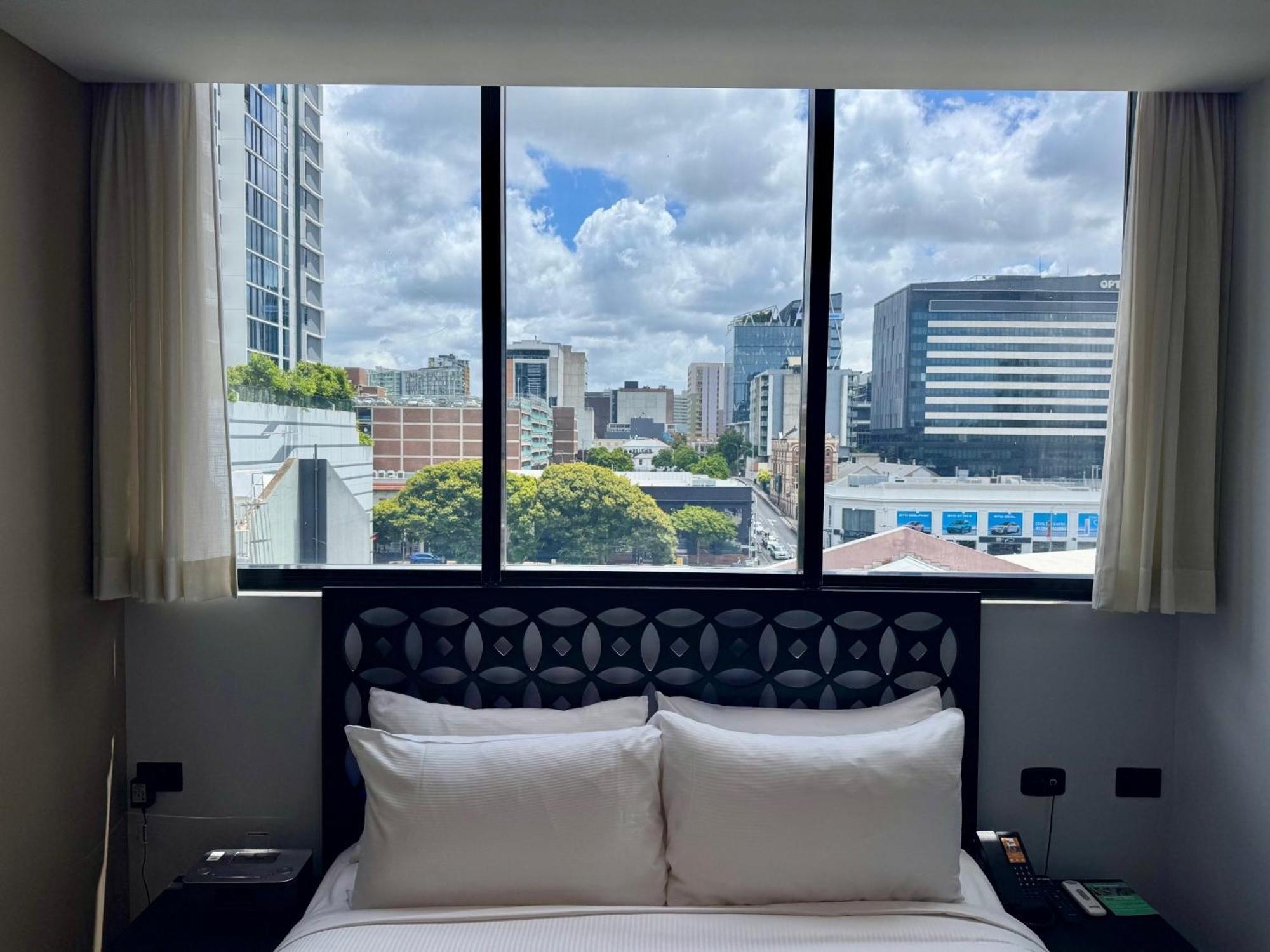 Hotel Queen Urban View WIFI