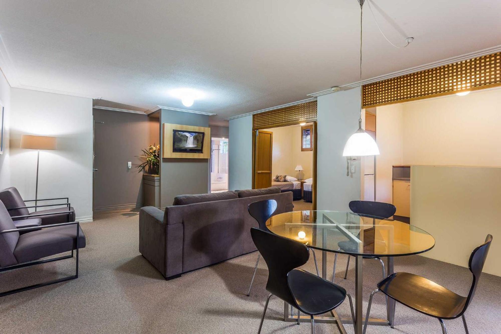 Apartamento de 2 dormitorios con balcón