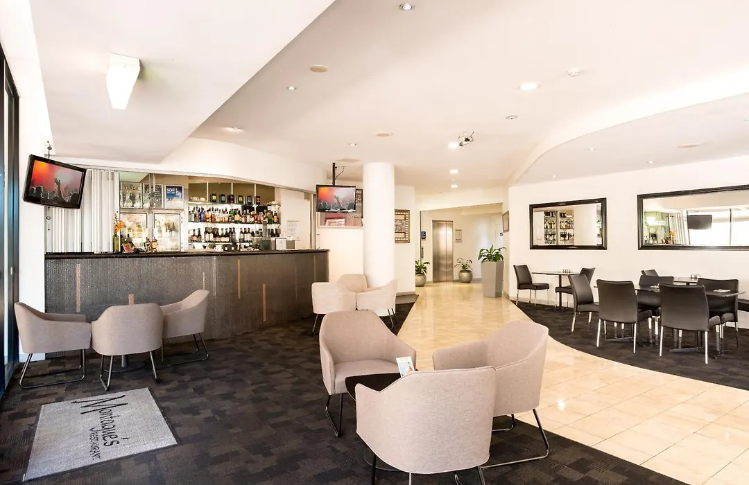 Riverside Hotel Southbank-1