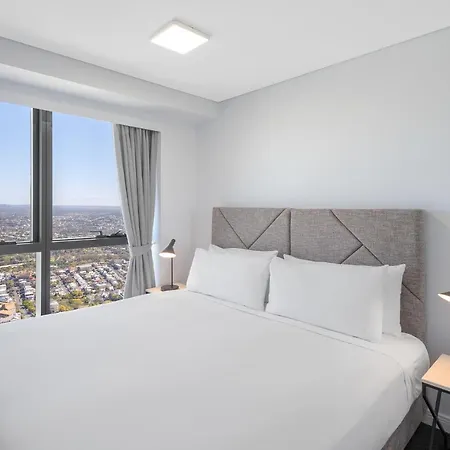 Meriton Suites Adelaide Street, Brisbane-2
